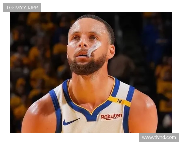 勇士队近期战况分析:库里状态火热,球队伤病困扰与交易传闻持续升温 勇士队近期战况分析:库里状态火热,球队伤病困扰与交易传闻持续升温