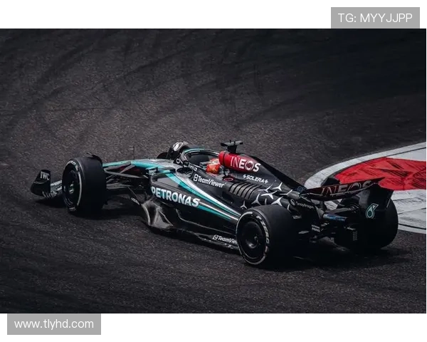 新赛季F1车队竞争全面升级焦点转向技术革新与车手激烈对决走势