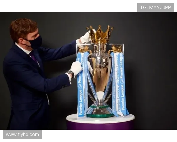 英超联赛新浪体育独家报道:新赛季争冠形势分析与球队动态更新 英超联赛新浪体育独家报道:新赛季争冠形势分析与球队动态更新