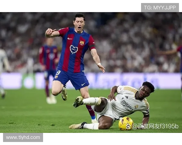 西甲DS足球新赛季精彩启航 球迷热情期待激烈赛事对决 西甲DS足球新赛季精彩启航 球迷热情期待激烈赛事对决